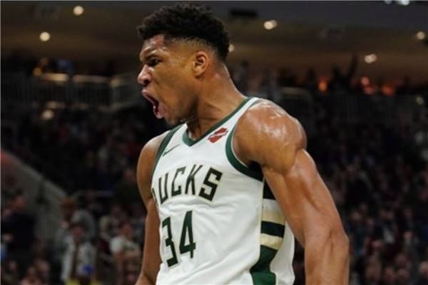 通过卡塔尔 通过卡塔尔